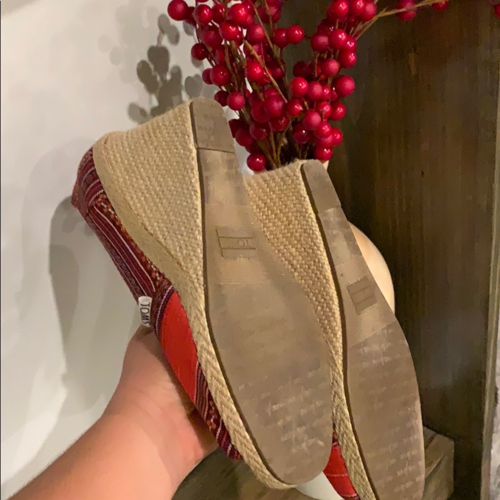 Barely worn - Picture 2 of 4